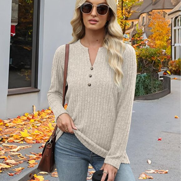 Chic V-Neck Women's Sweater with Button Detailing - Perfect for Fall Style - Picture 2 of 4